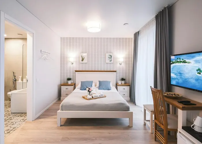 J14A I Rooms & Apartments Automated Self Check-In